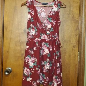 Derek Hart Floral Burgandy Faux Wrap dress Med